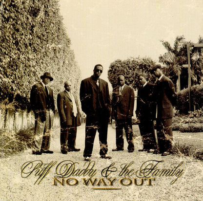 Puff Daddy & The Family : No Way Out (CD, Album, Dis)